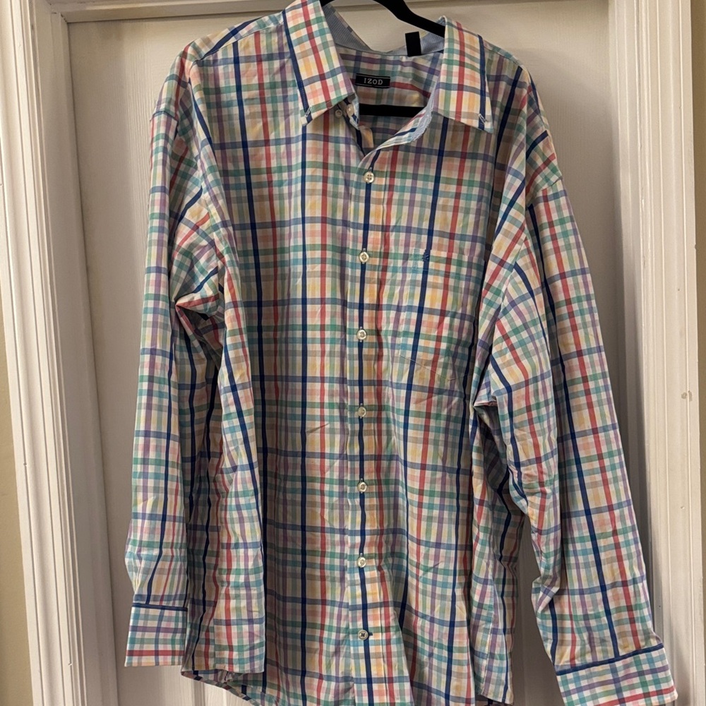 Izod Men's Colorful Plaid Button Down Shirt